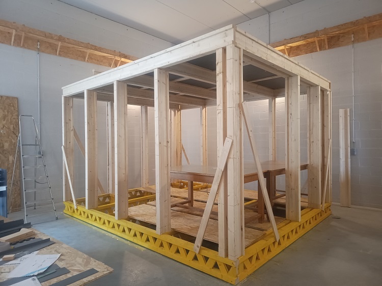 10. Done so far (August 2025): outer shield of the floor and ceiling are mounted, and corresponding ARM coils are installed.